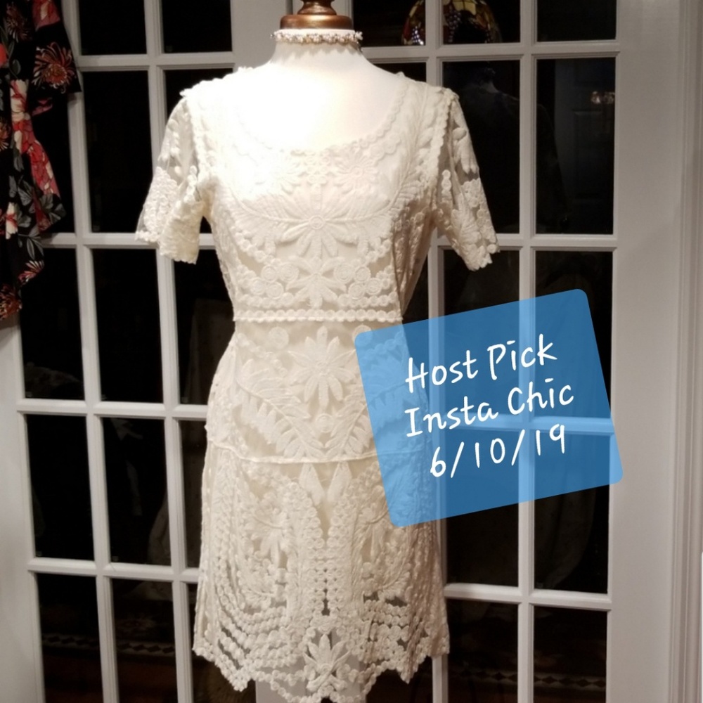 VINTAGE Guipure Lace Boho Style Dress